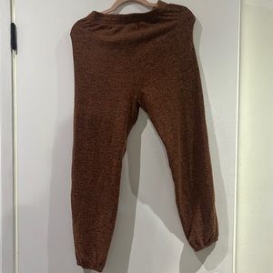 Lush joggers pants color rust size S.